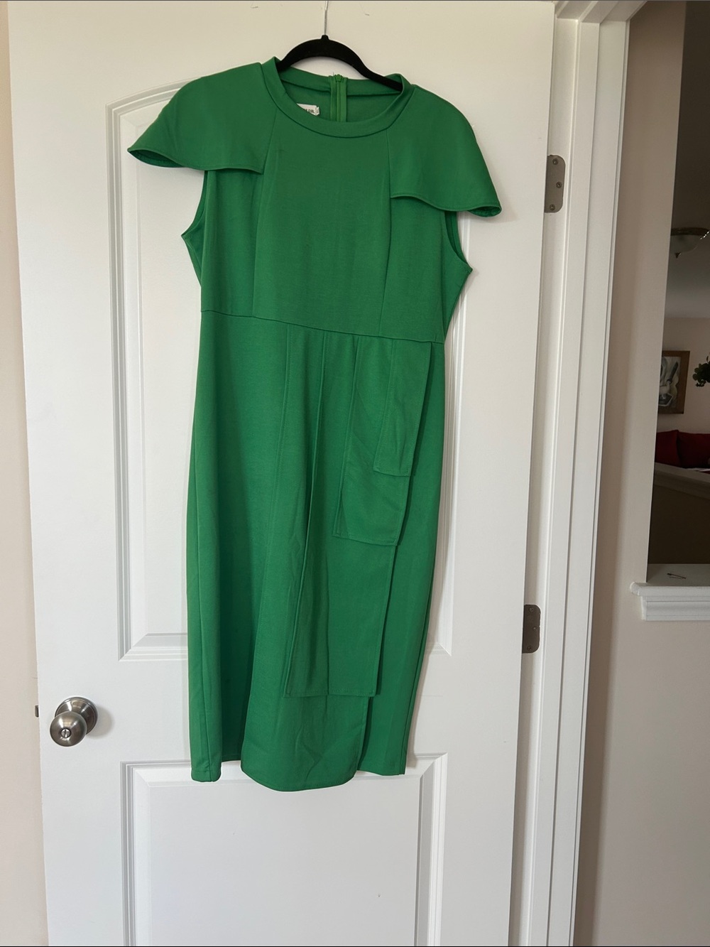 Emerald Cap-Sleeve Midi Dress with Front Panel Detail